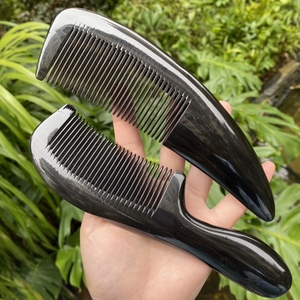 加厚黑牛角梳圆齿按摩长直卷发19-20cm家送父母长辈自用经络疏通