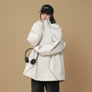 设计感反光条户外防水冲锋衣外套女冬季cleanfit美式高街飞行夹克