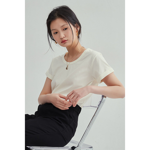 显瘦袖口卷边t恤女