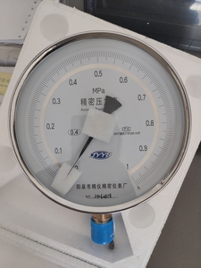 天然气管道打压表 精密压力表YB150 0.4级  标准表1MPa