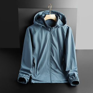 春秋薄款夹克潮锦纶弹力冲锋衣速干运动外套爸爸装秋季衣服1人付款88