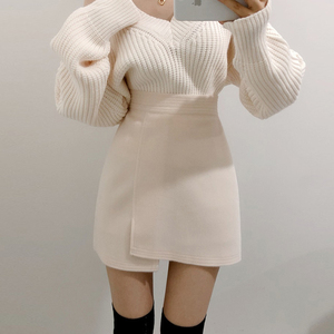 杏色毛呢半身裙女秋冬2020新款高腰包臀不规则呢子a字短裙一步裙