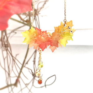 creema minne日本代购 暖暖秋天 红色珠光渐变枫叶耳钉女耳夹项链