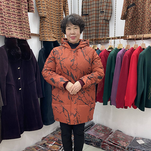 大妈冬装外套中长款