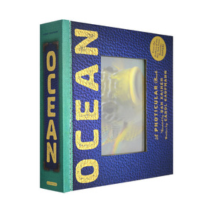 现货 【中商原版】光与影视觉书系列 会动的3D图片书 海洋 英文原版 Ocean: A Photicular Book  纽约时报畅销书