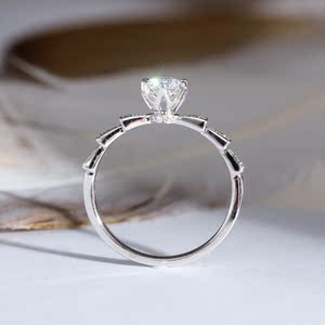 晨诺珠宝 18k白金六爪钻戒皇冠钻石戒指结婚钻戒求婚戒指戒托定制