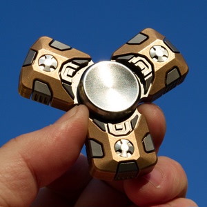 凯撒4 四代指尖陀螺 战甲 armor kasfly 现货!