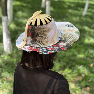 供应时尚扇子帽两用竹子遮阳折扇帽子旅游防晒帽易携带可折叠帽