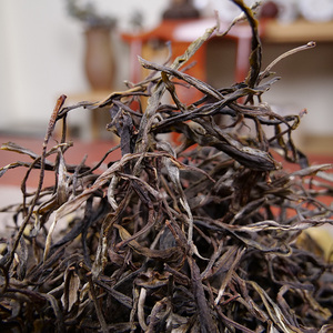 老寨早春古树茶 妖茶 云南普洱茶生茶散茶散装茶500克茗冠茶叶专营