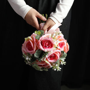 新娘手花捧花结婚婚礼