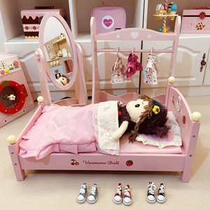 适用于芭比娃娃的公主睡觉床幼儿园区域角柜子玩具床迷你家具全套