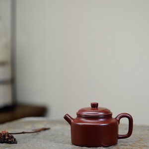 宜兴紫砂 正品包邮实力派名家田玲紫砂 德钟壶原矿粗砂大红袍220c