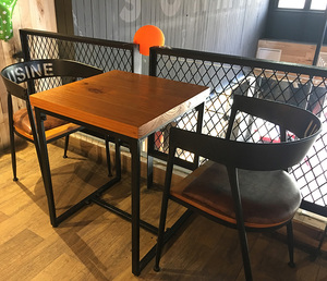 铁艺星巴克咖啡厅桌椅组合西餐厅甜品店时尚休闲洽谈靠墙实木餐桌