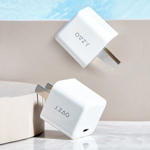 京东京造 20w充电器mini充电头通用iphone12/11/se2/xr/xs手机 兼