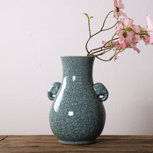 陶瓷花瓶新中式家居摆件龙泉青瓷哥窑复古双耳瓶家用装饰插花瓶子