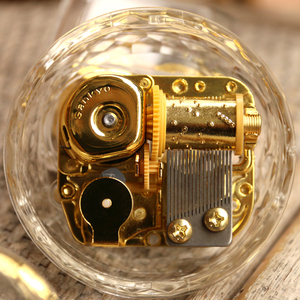 日本sankyo音乐盒八音盒天空之城送朋友儿童女孩女生高档生日礼物