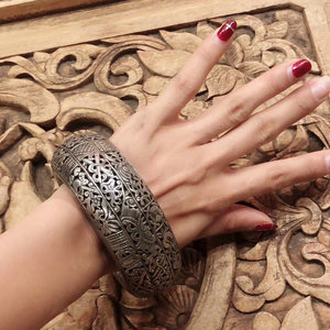 手工镂空银手镯 夸张大手镯999足银女款宽银镯子复古民族风银镯