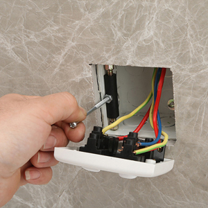 公牛通用86型暗盒修复器 开关插座线盒修复器底盒接线盒万能补救