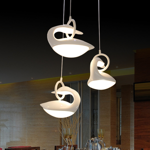 新款天鹅餐厅灯吊灯现代简约三头卧室灯创意单头玄关过道饭厅灯具