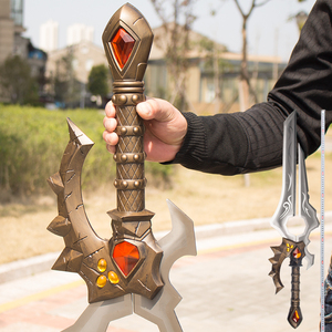 魔兽联盟国王瓦里安乌瑞恩佩剑掰筷子1比1:1全金属游戏周边未开刃