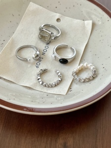 素圈银酷戒指2022年新款潮女款小众设计高级感独特珍珠装饰指环