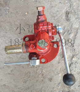 海山泰山潍坊 拖拉机小四轮液压升降泵 时风五征提升器牛头柱塞泵