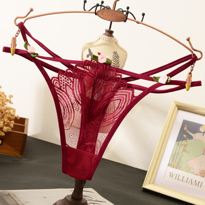 两根绳日常穿火辣性惑镂空丁字裤女勒阴蕾丝低腰透明情趣精品内裤