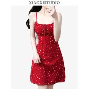 小夕自制 2024夏季新款女装红色波点高腰显瘦度假短款吊带连衣裙