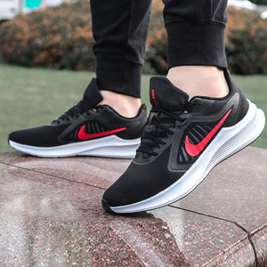 耐克夏季网鞋轻便男