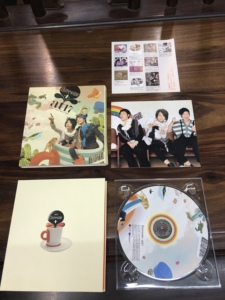 卢凯彤 林二汶 at17 新曲+精选 THREESOME H首版CD 碟95新 品相好
