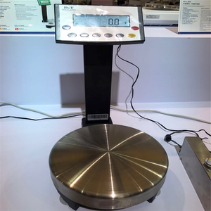 撕碎机废旧汽车油箱油漆桶破碎机废钢破碎liuyingying20110507