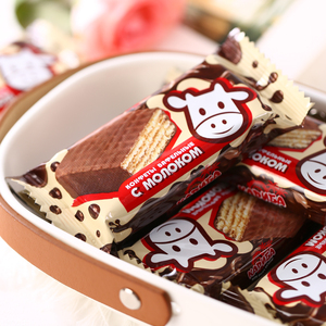 俄罗斯进口大奶牛巧克力威化饼干拉迈尔牌休闲牛奶零食品袋装528g