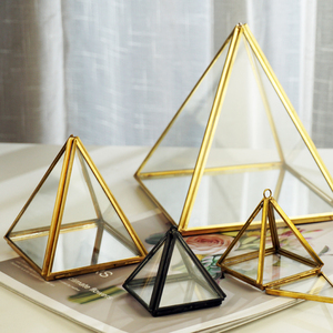 复古金字塔式首饰盒三角形玻璃收纳盒迷你戒指盒永生花器皿展示盒