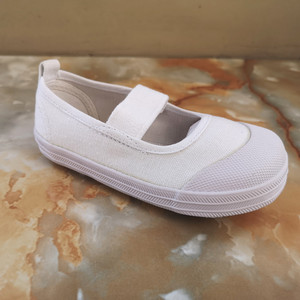 新款外贸日单纯白色橡胶底宽头松紧浅口机能鞋童鞋幼儿园室内鞋