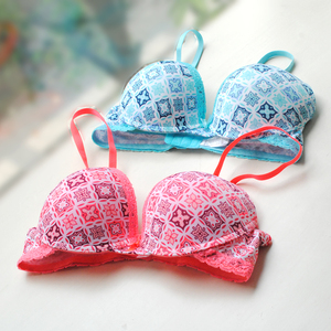 75c80c尾单内衣女上托杯性感文胸有钢圈绚丽花色大胸c杯胸罩妈妈