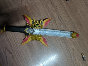 假面骑士kiva魔皇剑