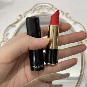 兰蔻黑管#184 余量如图