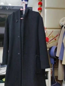 zucca香港代购羊毛大衣 外套 m码 直筒版型 整体比较新