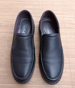 德赛帝伦休闲鞋