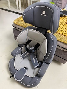 麦凯儿童安全汽车座椅