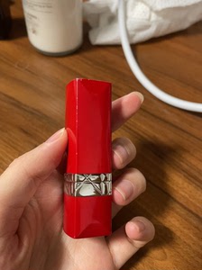 迪奥红管 436 正品 因为同色系口红有点多 闲置 外壳被磕