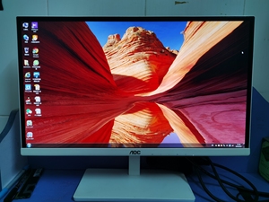 000人付款淘宝aoc冠捷22寸液晶显示器,215lm00036,成色好,显jjy