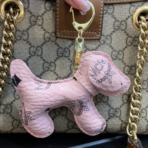 900人付款淘宝mcm挂件狗tb8220233153400.