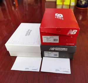 正品麦昆鞋盒 新百伦nb990 43码鞋盒 麦昆鞋盒侧标.个