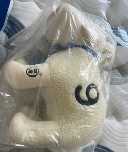 舒达9号羊仔  正品舒达纯羊毛9号羊玩偶羊公仔