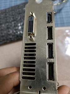 台式电脑显卡松景  rx580   8g版本,9.9层新,无