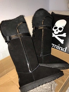 全新 ugg 千颂伊同款雪地靴35码,非正,了解过正品多少钱