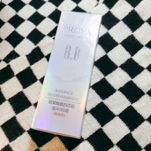 【珀莱雅靓白芯肌 bb霜 全新】