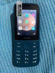 诺基亚215 DS 4G支付版双卡双待全网通4G小屏直板学生