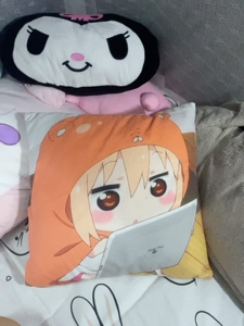 小埋抱枕方形枕头靠枕 很可爱!土间埋 死宅动漫肥仔快乐水 二